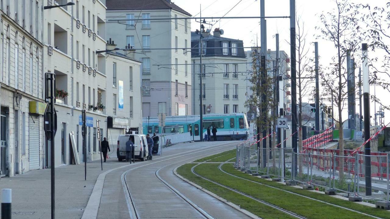 8 Rue Brise Echalas Saint-Denis  Exteriér fotografie